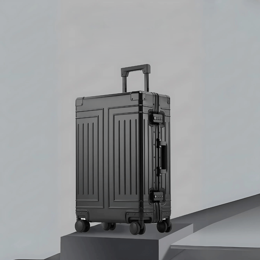 Premium aluminium case – Emperor-Silver-S (37 L)-The Livary