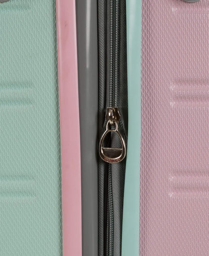 Lightweight Expandable Hardside Carry-On with Double Spinner Wheels – Cotton Candy