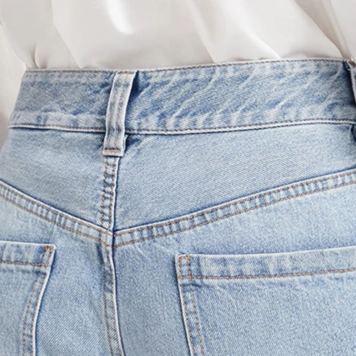 Light blue high-waisted straight jeans